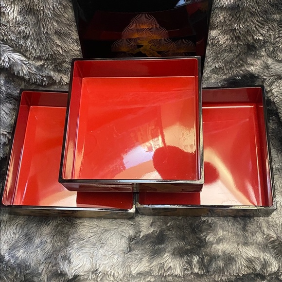 Vintage Japanese Lacquer Storage/Jewelry Box - Picture 8 of 16